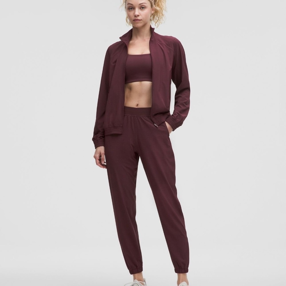 NWT Lululemon Adapted State Perforated High-Rise Jogger Size 0